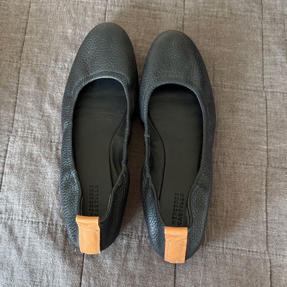 Mercedes Castillo ballet flats Size 8